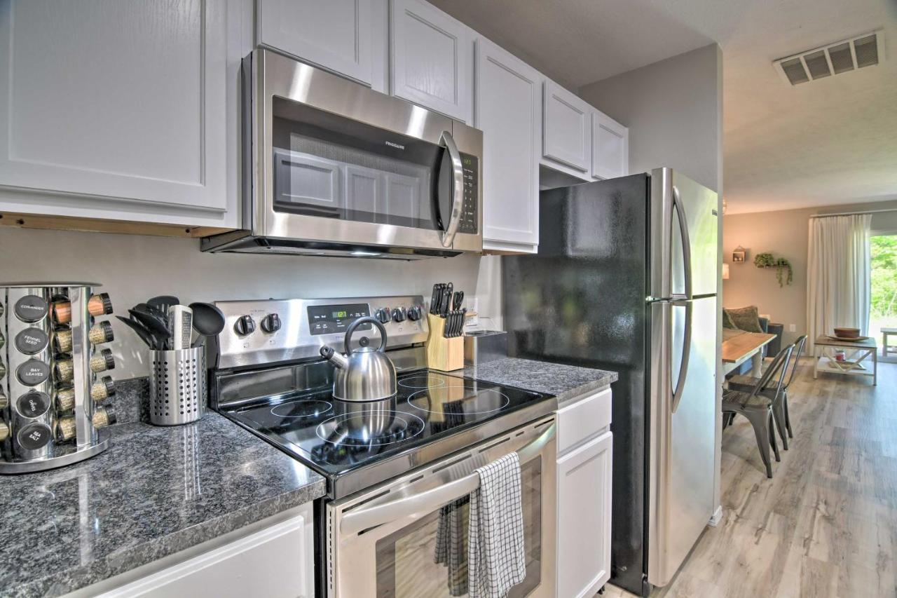 Apartment With Patio, 4 Mi To Silver Dollar City! Branson Eksteriør billede