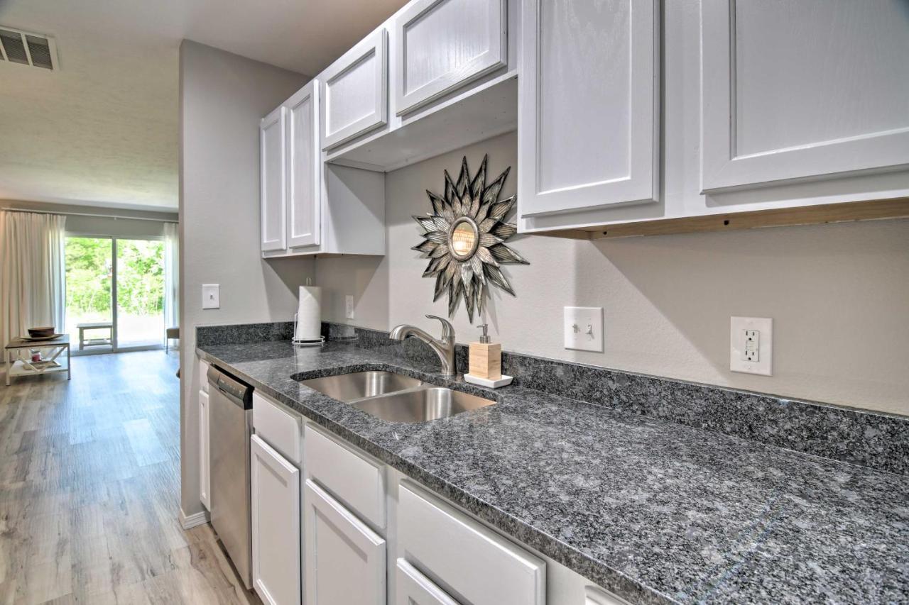 Apartment With Patio, 4 Mi To Silver Dollar City! Branson Eksteriør billede